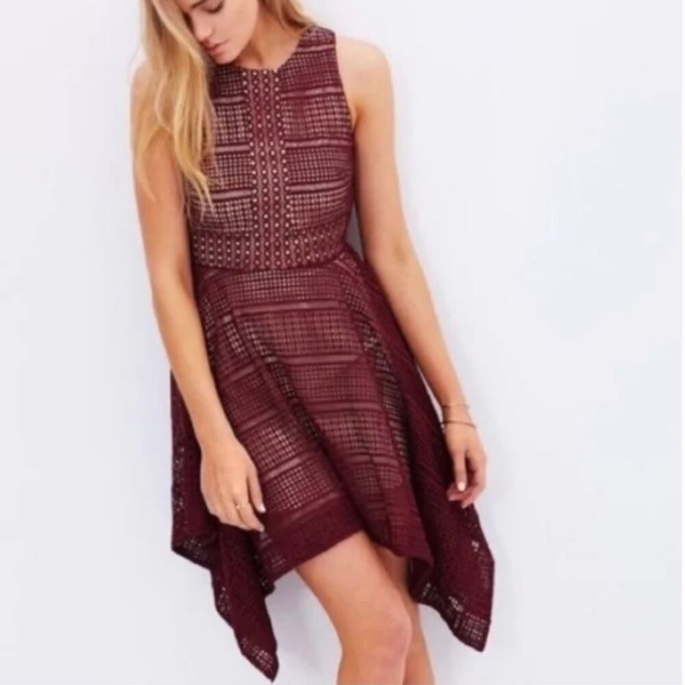 NWT KEEPSAKE The Label Sweet Nothing Dress Burgundy Hanky Hem Cocktail Size L